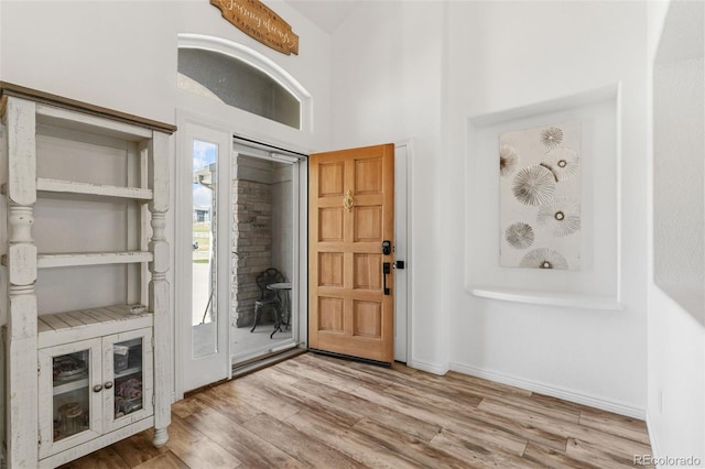 9576 E 147th Pl, Brighton, CO 80602 - entrance foyer featuring wood finished floors and baseboards