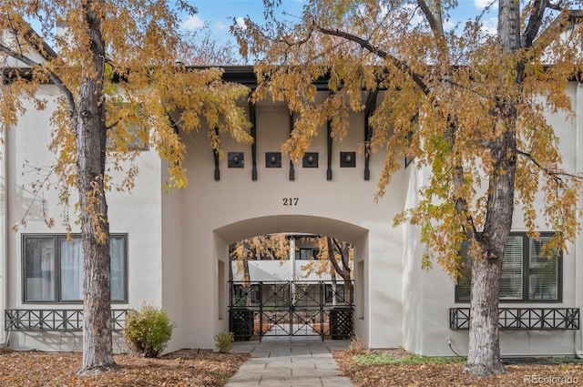 view of property entrance