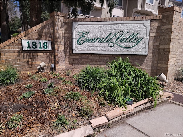 1818 S Quebec Way Unit 11-8, Denver, CO 80231 - view of community sign
