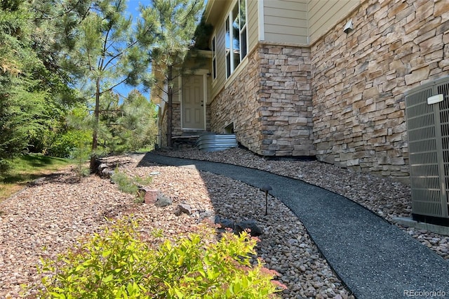 24733 E Park Crescent Dr, Aurora, CO 80016 - view of yard