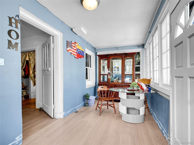 1561 Clinton St, Aurora, CO 80010 - sunroom / solarium with french doors