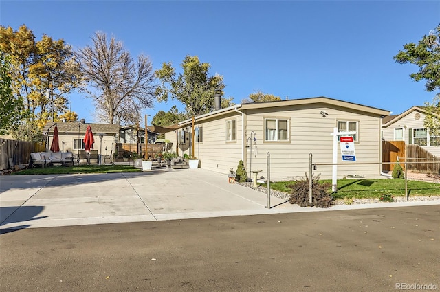 view of manufactured / mobile home