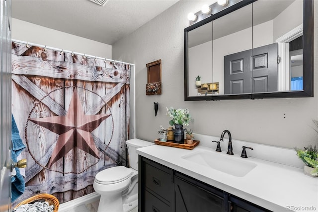3569 County Road 19, Florence, CO 81226 - full bath with toilet, vanity, and curtained shower