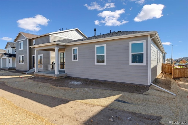 view of front of property