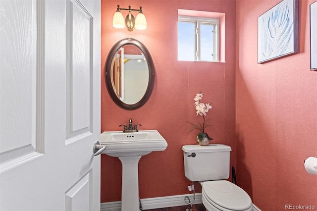 6542 S Tempe St, Aurora, CO 80016 - bathroom featuring toilet