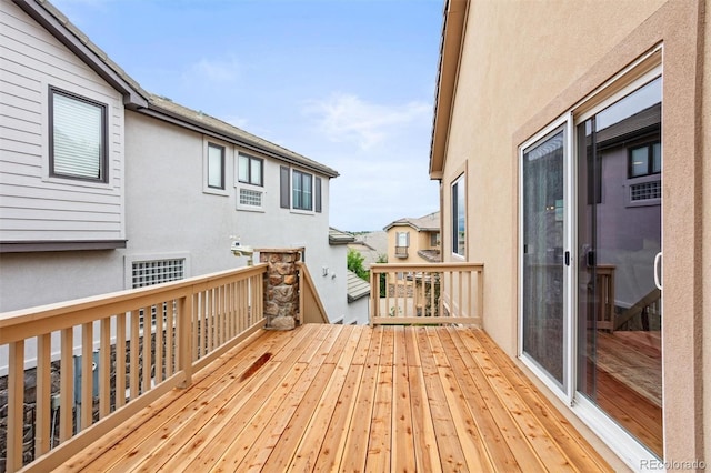 6542 S Tempe St, Aurora, CO 80016 - view of wooden deck