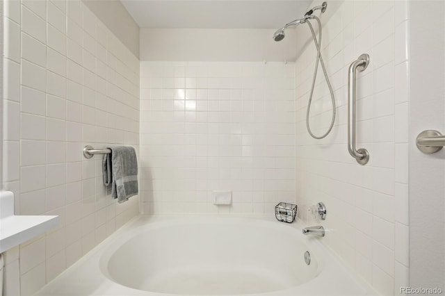7481 Singing Hills Dr, Boulder, CO 80301 - full bath featuring tub / shower combination