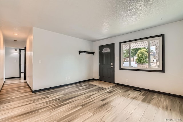 9470 Lillian Ln, Thornton, CO 80229 - photo 5