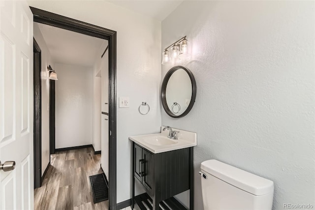 9470 Lillian Ln, Thornton, CO 80229 - photo 17