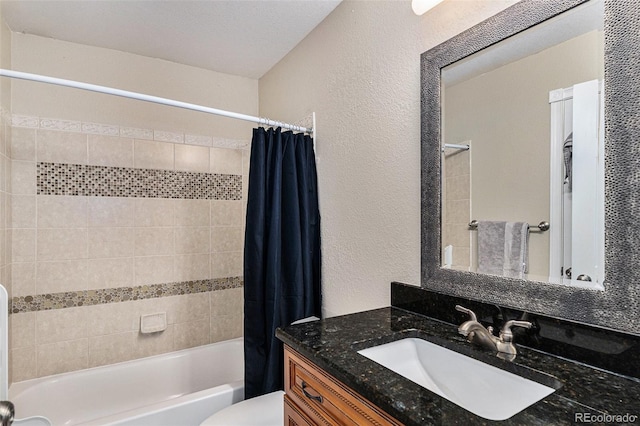 5326 E Hamilton Ave, Castle Rock, CO 80104 - full bath with vanity, shower / tub combo, and a textured wall