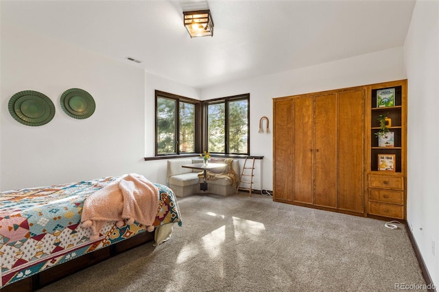 bedroom featuring carpet flooring