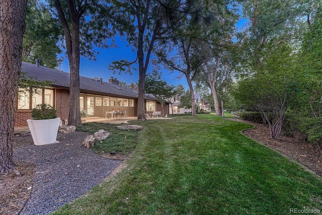 view of yard with a patio