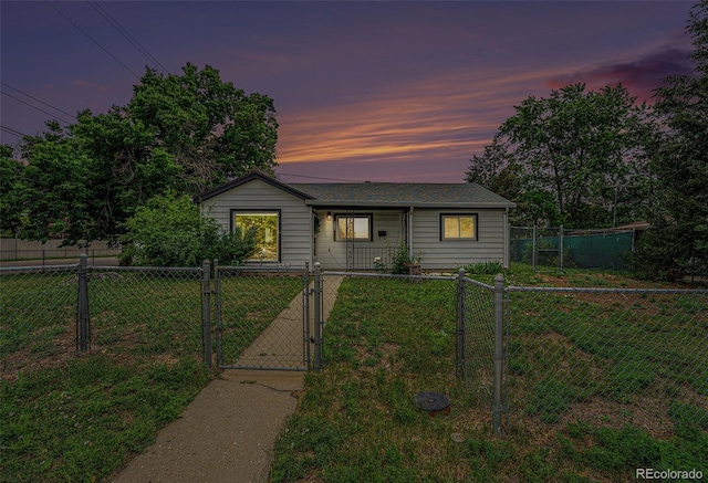 1001 Victor St, Aurora, CO 80011 - photo 32