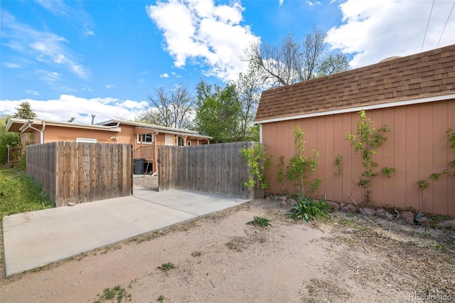 1406 N Foote Ave, Colorado Springs, CO 80909 - view of gate