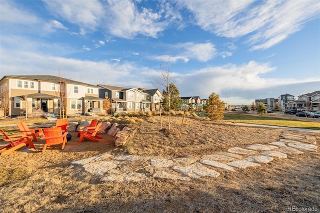 view of yard with a residential view