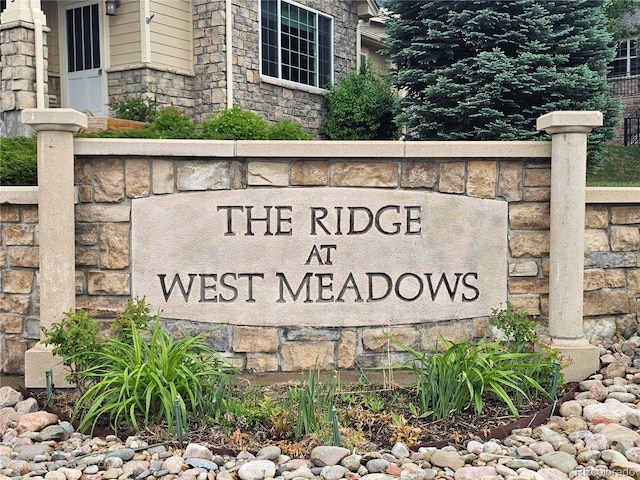 12919 W Burgundy Dr, Littleton, CO 80127 - view of community sign