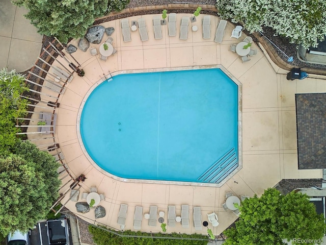 1441 S Ulster St, Denver, CO 80231 - bird's eye view of a pool