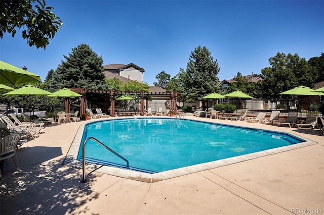1441 S Ulster St, Denver, CO 80231 - community pool with a patio