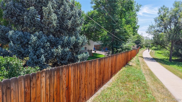 6836 W 79th Dr, Arvada, CO 80003 - view of yard