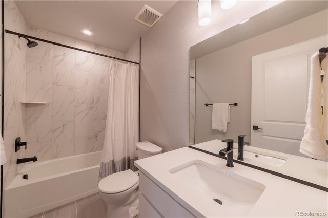 2640 Brookstone Dr Unit B, Milliken, CO 80543 - bathroom featuring vanity, shower / tub combo, and recessed lighting