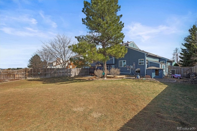 8815 W Quarto Cir, Littleton, CO 80128 - view of yard
