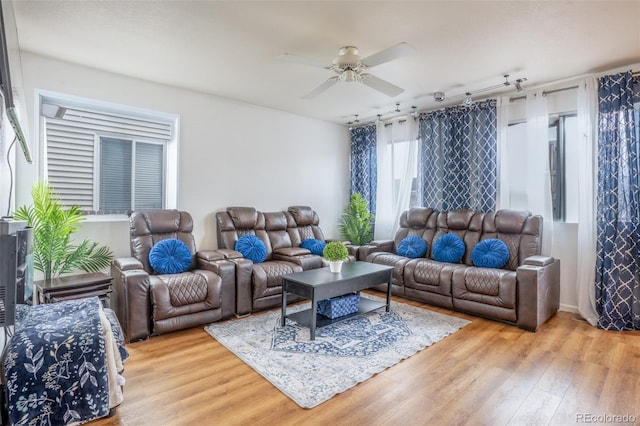 19542 E 19th Pl, Aurora, CO 80011 - photo 4