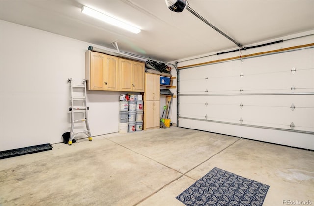 418 Hilltop Cir, Colorado Springs, CO 80905 - garage with a garage door opener