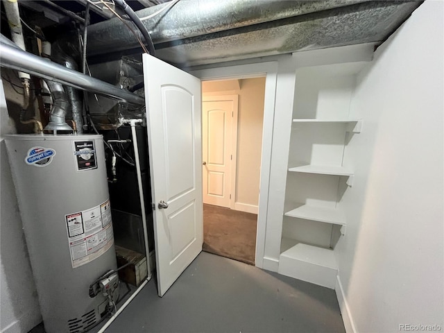 15908 E Flora Pl, Aurora, CO 80013 - utility room with water heater