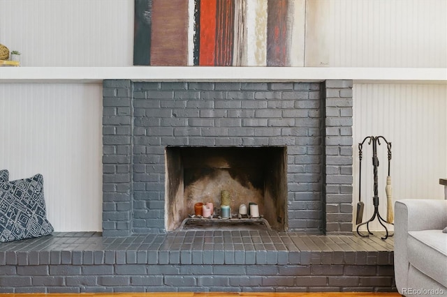 6537 S Brentwood Way, Littleton, CO 80123 - detailed view of a brick fireplace