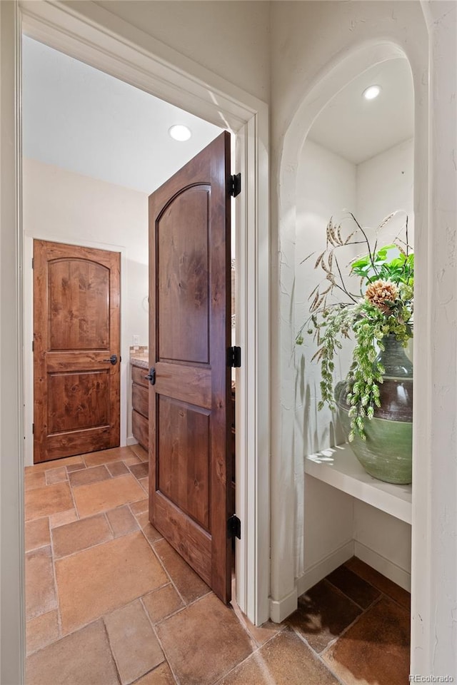 28098 Green Valley Ln, Conifer, CO 80433 - foyer with stone tile flooring and recessed lighting