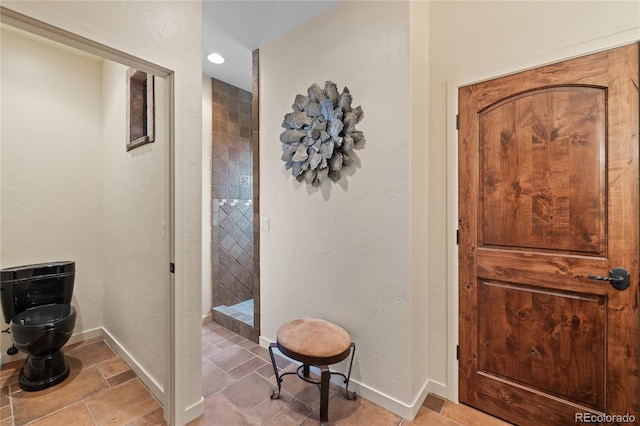 28098 Green Valley Ln, Conifer, CO 80433 - foyer featuring baseboards and recessed lighting