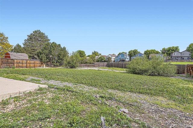 9630 W 104th Ave, Broomfield, CO 80021 - fenced backyard with a residential view