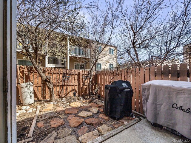 1247 S Idalia St, Aurora, CO 80017 - view of patio