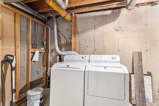 480 W Rockrimmon Blvd Unit D, Colorado Springs, CO 80919 - laundry area with washer and clothes dryer