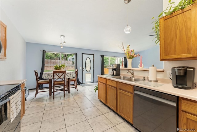 19564 E Ithaca Pl, Aurora, CO 80013 - photo 7