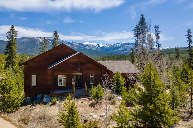 385 Trail Ridge Dr, Grand Lake, CO 80447 - view of front of property with a mountain view