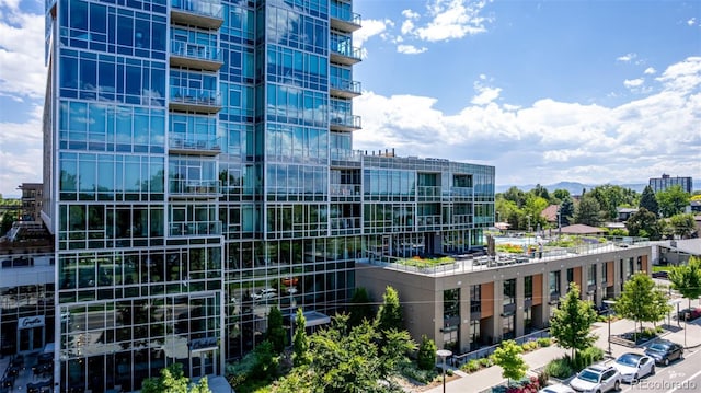 4200 W 17th Ave Unit 212, Denver, CO 80204 - view of apartment building / complex with a city view