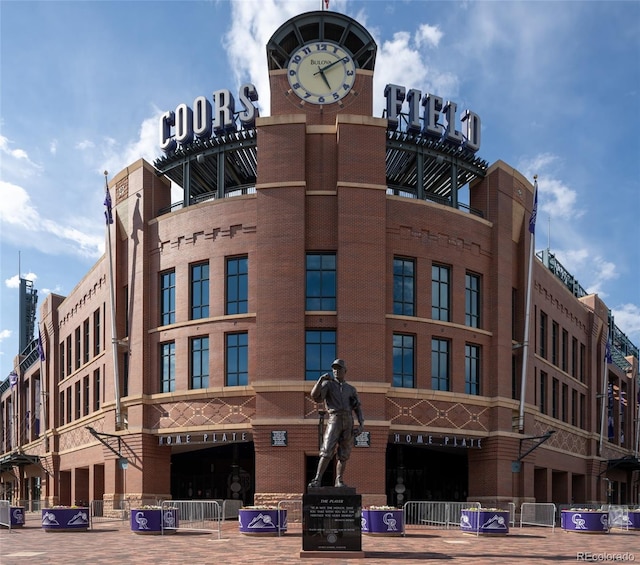 907 E 22nd Ave, Denver, CO 80205 - view of building exterior