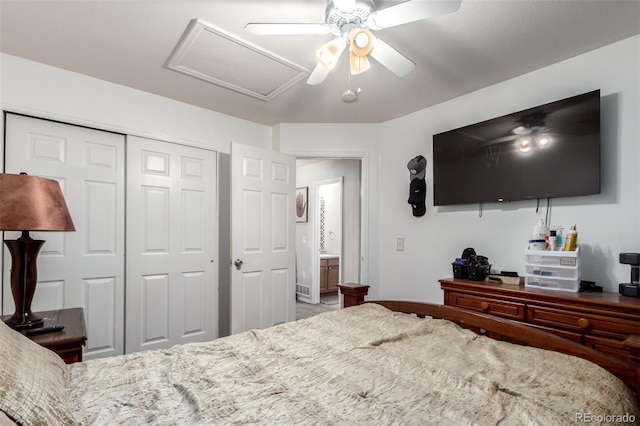 5972 S Zante Way, Aurora, CO 80015 - bedroom featuring attic access, a closet, and a ceiling fan