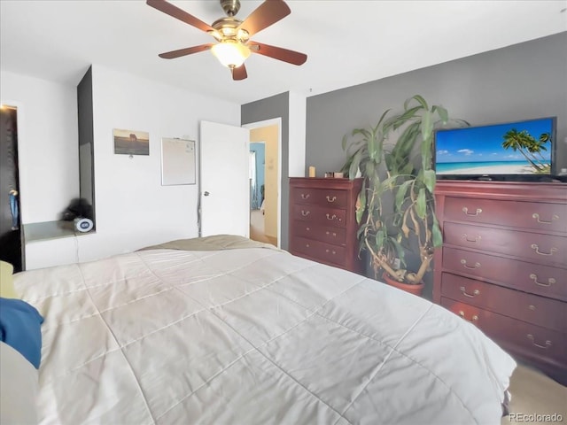 bedroom featuring ceiling fan