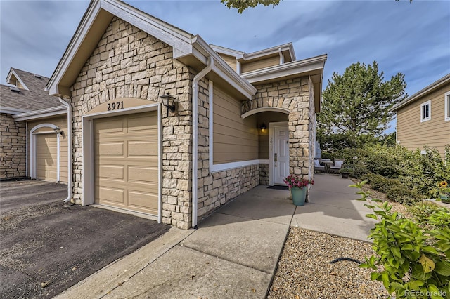 view of front of home featuring a garage