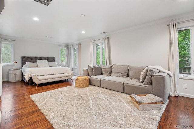 600 Vine St, Denver, CO 80206 - bedroom with dark wood-style floors, crown molding, recessed lighting, and baseboards