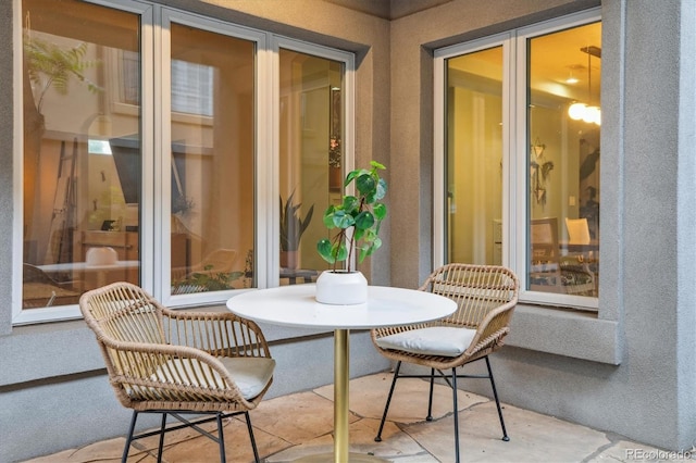 600 Vine St, Denver, CO 80206 - view of sunroom