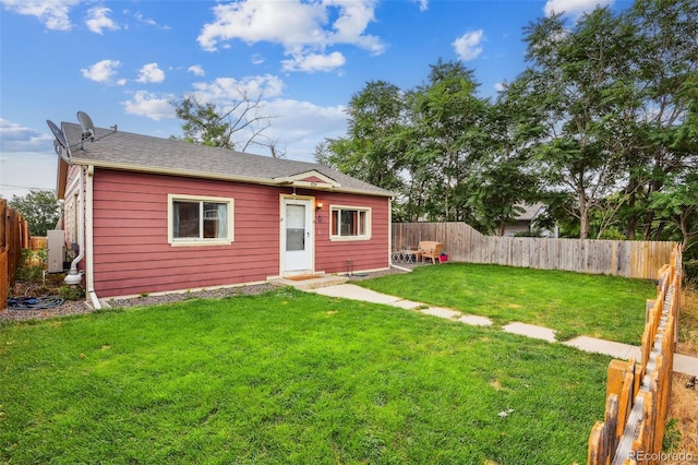 4714 Leaf Ct, Denver, CO 80216 - photo 3