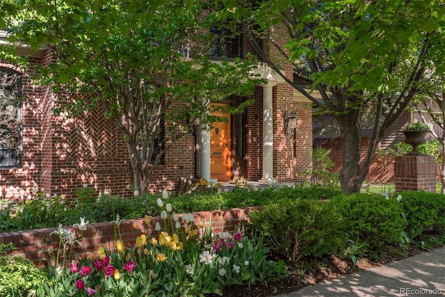 465 Monroe St, Denver, CO 80206 - view of front of home featuring brick siding