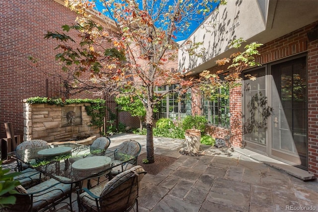 465 Monroe St, Denver, CO 80206 - view of patio