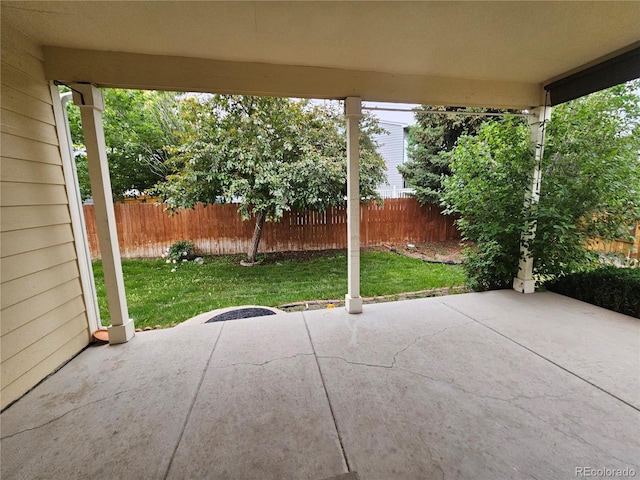 5571 S Sicily St, Aurora, CO 80015 - view of patio / terrace