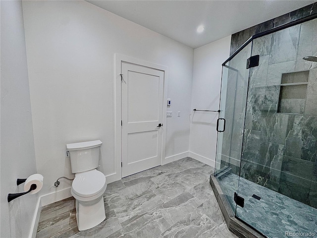 1282 N Crystal Rd, Lake George, CO 80827 - full bath featuring baseboards, a stall shower, toilet, and recessed lighting