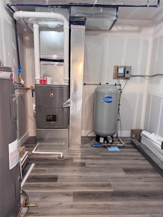 1282 N Crystal Rd, Lake George, CO 80827 - utility room featuring water heater