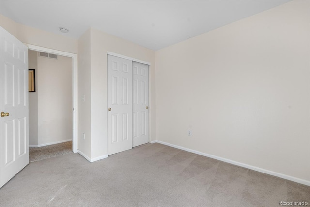 274 W Willowick Cir, Highlands Ranch, CO 80129 - unfurnished bedroom featuring carpet flooring and a closet